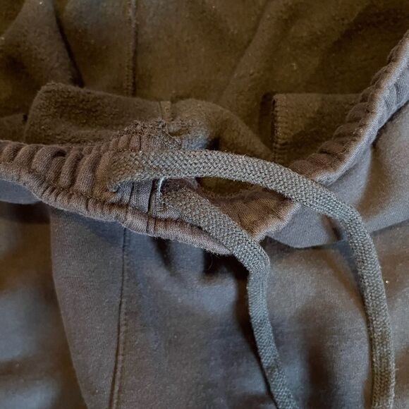 Nike Pants (Modern) - Picture 4 of 8